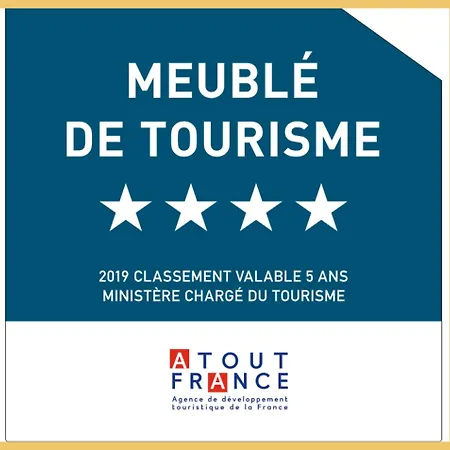 La Petite Ourse I Meuble Apartment *